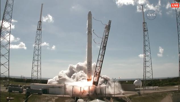 VIDEO FOTO NASA Falcon9 SpaceX Decollo Stazione Spaziale Internazionale