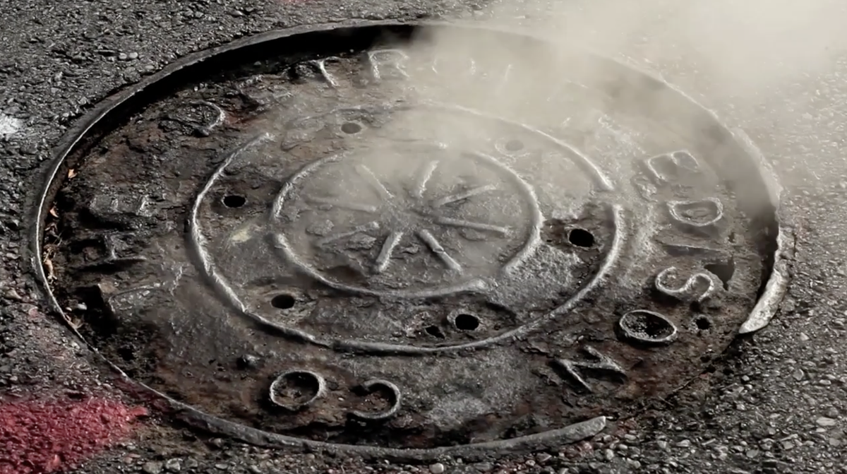 luketonge's tweet photo. Gnarly steaming manholes encapsulated Detroit for me
https://t.co/8Y5AF7ngZg #FontSunday @DesignMuseum @BoatMagazine http://t.co/T8VwaLmbZ7