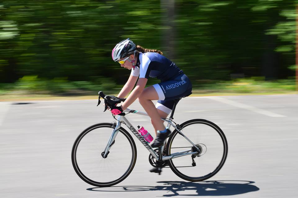 GirlUp's tweet photo. This amazing 16-year-old girl has embarked on a 2,740mi bike ride across the U.S. for Girl Up: http://t.co/5cEdTS56NF http://t.co/aKunpUlKXD