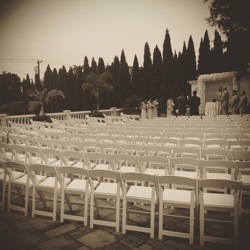 DapperGrp's tweet photo. A very beautiful set up for the ceremony at Sand Castle New York. Making sure the line up is correct. #wedding http://t.co/RXoYflGOkA