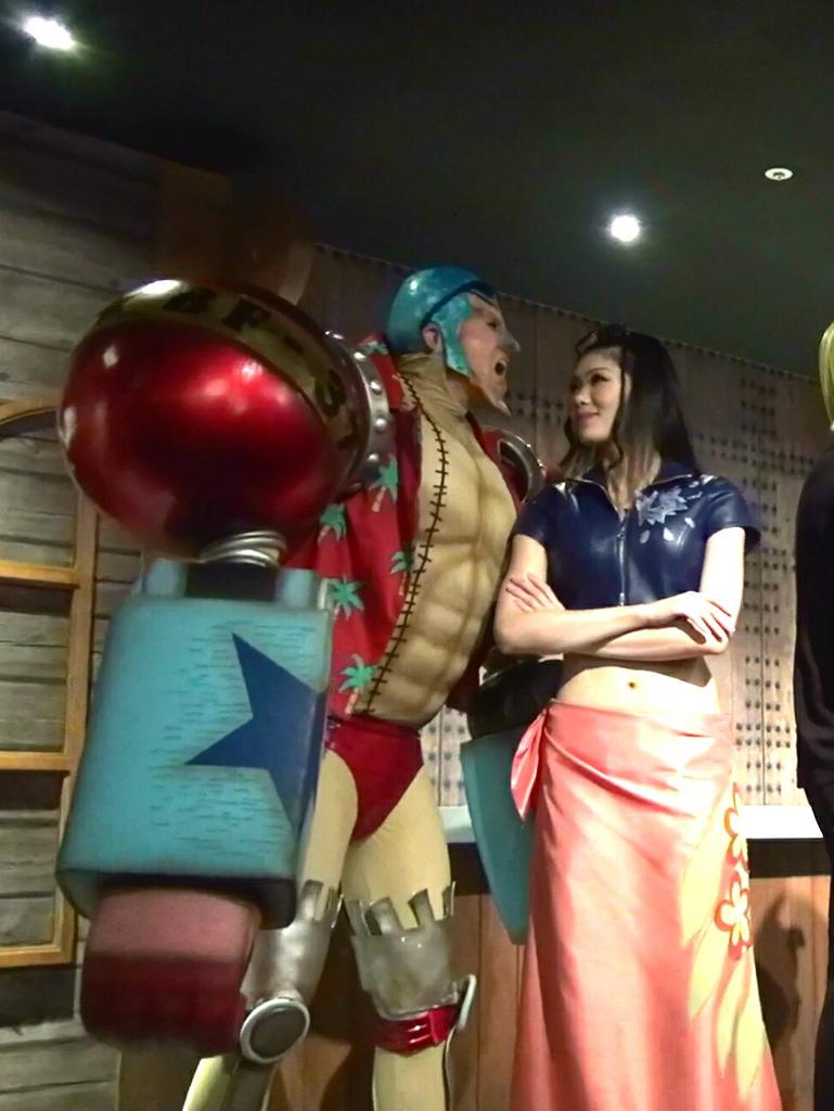 東京ワンピースタワーのニコ ロビン役田中セシルちゃんのまとめ Togetter