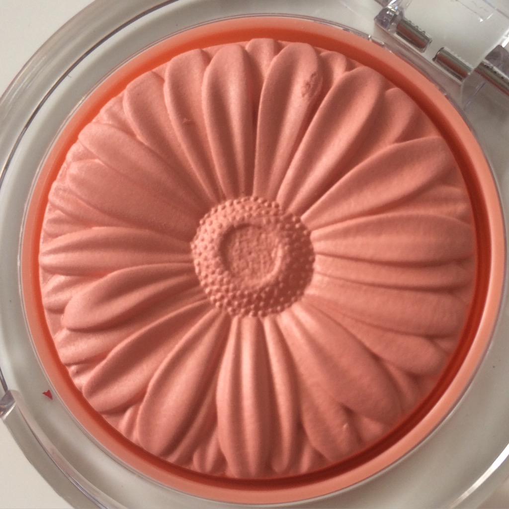 leonaslooks's tweet photo. @Clinique_UK #melonpop 💖check out my review of these blushes http://t.co/lozAFvmNRN @FemaleBloggerRT @blogginggals http://t.co/2lzGe5MeOn