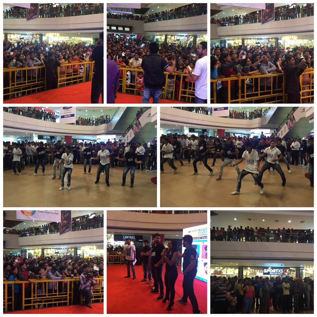 onlinebinline's tweet photo. #Online Binline
We are Overwhelmed #Pune
Thank you for a huge response.
Love you &amp; see you in cinemas on 3rd july http://t.co/22o8VbJyHE