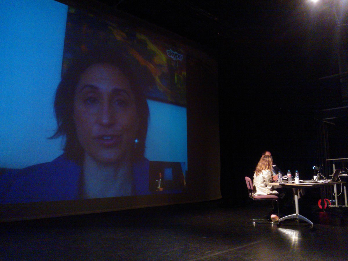 robbiezwilson's tweet photo. @Beaconinstuk A regular size Laura Guli in conversation with mini Nicki Shaughnessy and mini Matt Lerner #intautism http://t.co/mPRKN86VU0