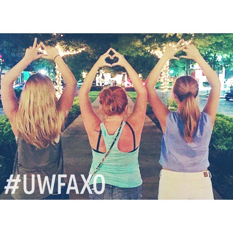 To see and appreciate all that is noble in another, be her badge what it may 💖 #uwfaxo #symphonysunday