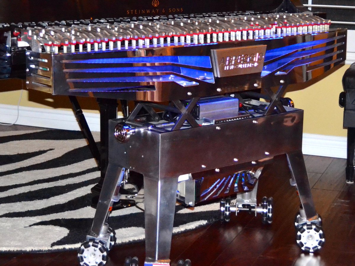 DeniseMorris29's tweet image. Home of the Piano Playing SuperDroid #Robot #LivePerformanceLX . #ArpeggioPianoSuperDroid  vimeo.com/allportmasterw… …