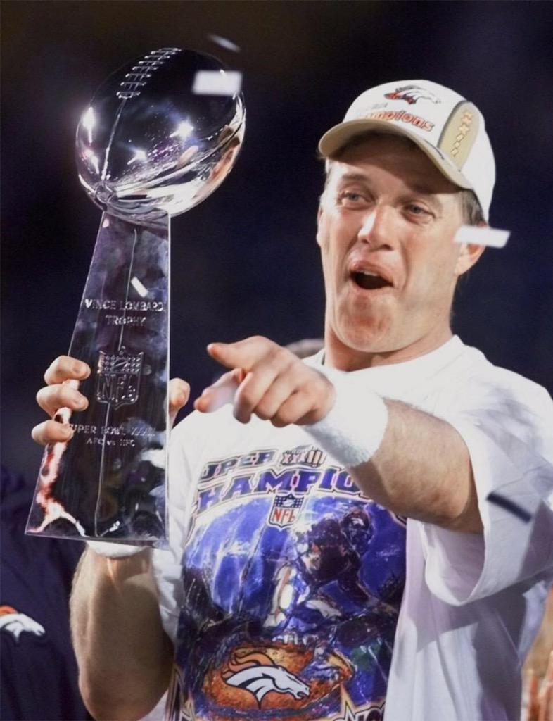 Happy 55th Birthday to one of the greatest quarterbacks ever, John Elway! 