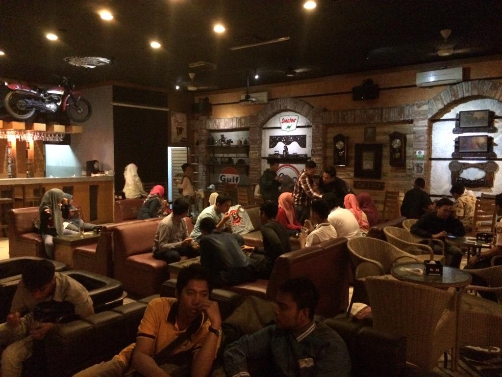 Suasana buka bersama ;)