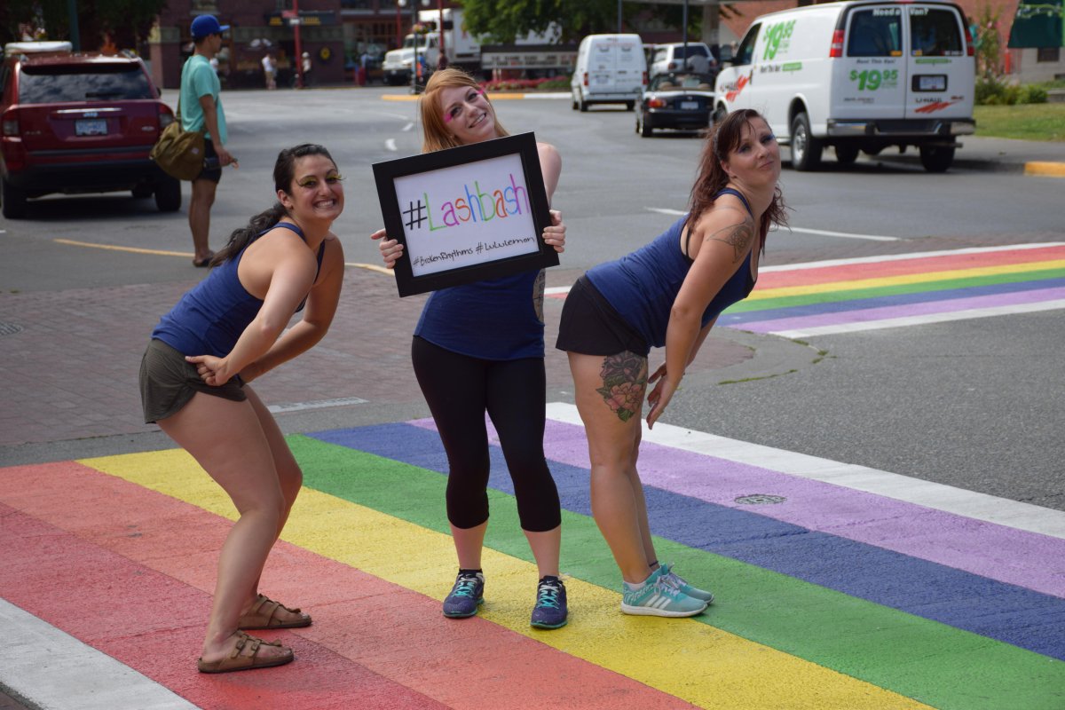 Broken_Rhythms_'s tweet image. Taking a break from rehearsal to walk on the #rainbow crosswalk. #victoriapride #LASHBASH #yyj