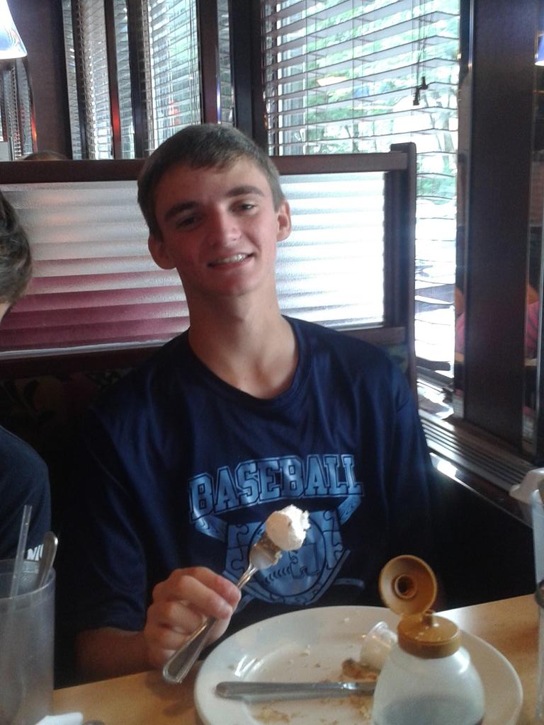 VinylHemi's tweet photo. 10 RTs and Peter will eat this cup of butter http://t.co/wFGV3xTkYX