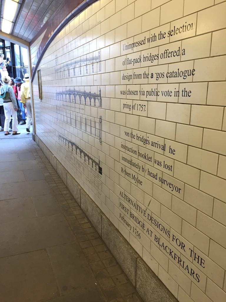 virtualmatthill's tweet image. Always happy to see that this piece of classic bullshit hasn't been removed from Blackfriars Bridge.