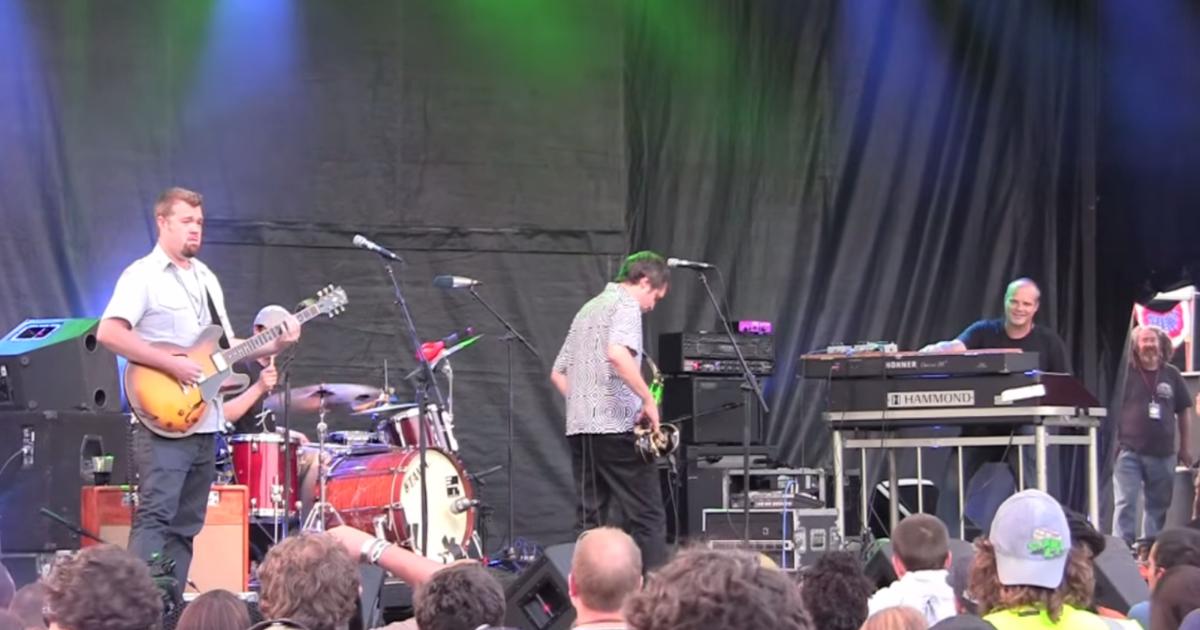 Sunday Cinema: Happy Birthday John Medeski & - watch b-day boys in action  