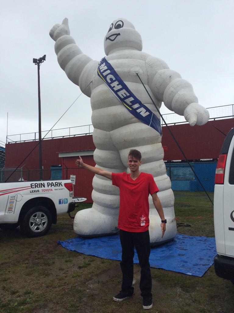 VirginRadioTO's tweet photo. Rain isn't going to ruin our day at the #flamboroughspeedway with @LexusSalesPro ☔️ #FSportSunday #RevolutionF http://t.co/ashB5HRg4Y