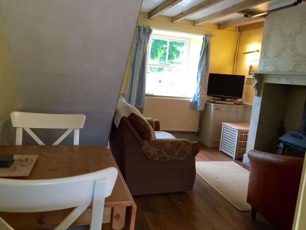 StruttCottage's tweet photo. A few shots of our Neighbour, Firth Cottage. Click on our website #HolidayHome #holiday #Derbyshire http://t.co/JGlrBe5pDj