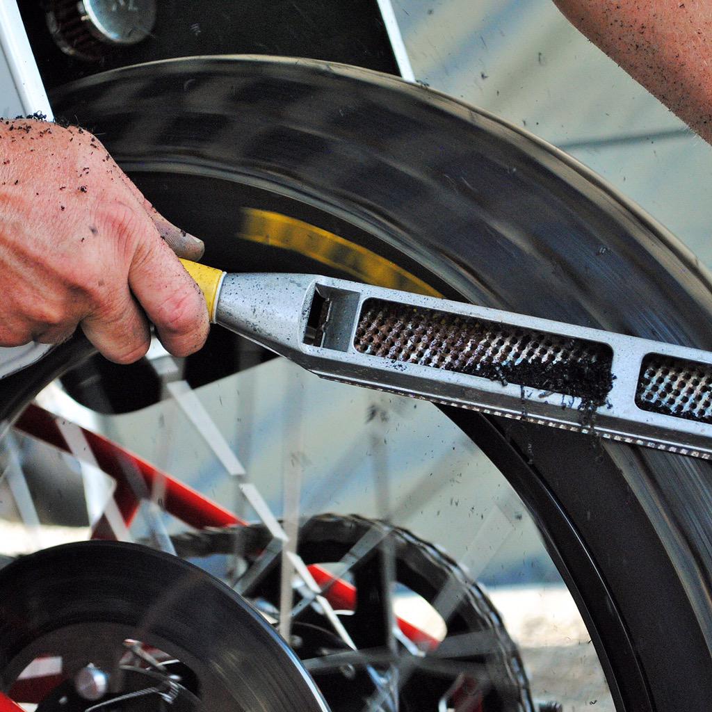 Race prep with <a href="/brob44/">Brandon Robinson</a> 
Photo by <a href="/BKerri/">山西运城（找细狗m）</a> <a href="/amaproflattrack/">Ava ETC</a>