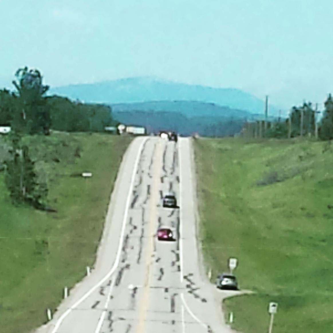 DelisleME's tweet photo. The mountains are calling #drivingalberta #dmeinc http://t.co/Rve3n978oR