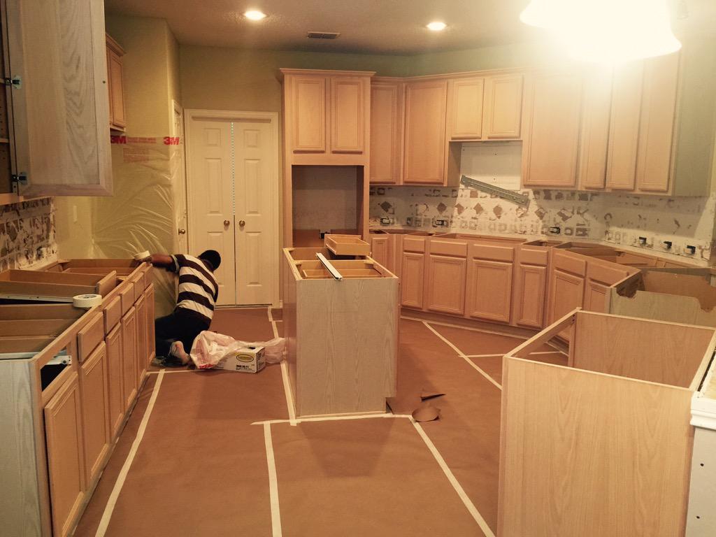 Home_Services's tweet image. Kitchen Remodeling project in Plano TX
#kitchenremodeling #refacingkitchen #caesarstonecountertops #marblebacksplash