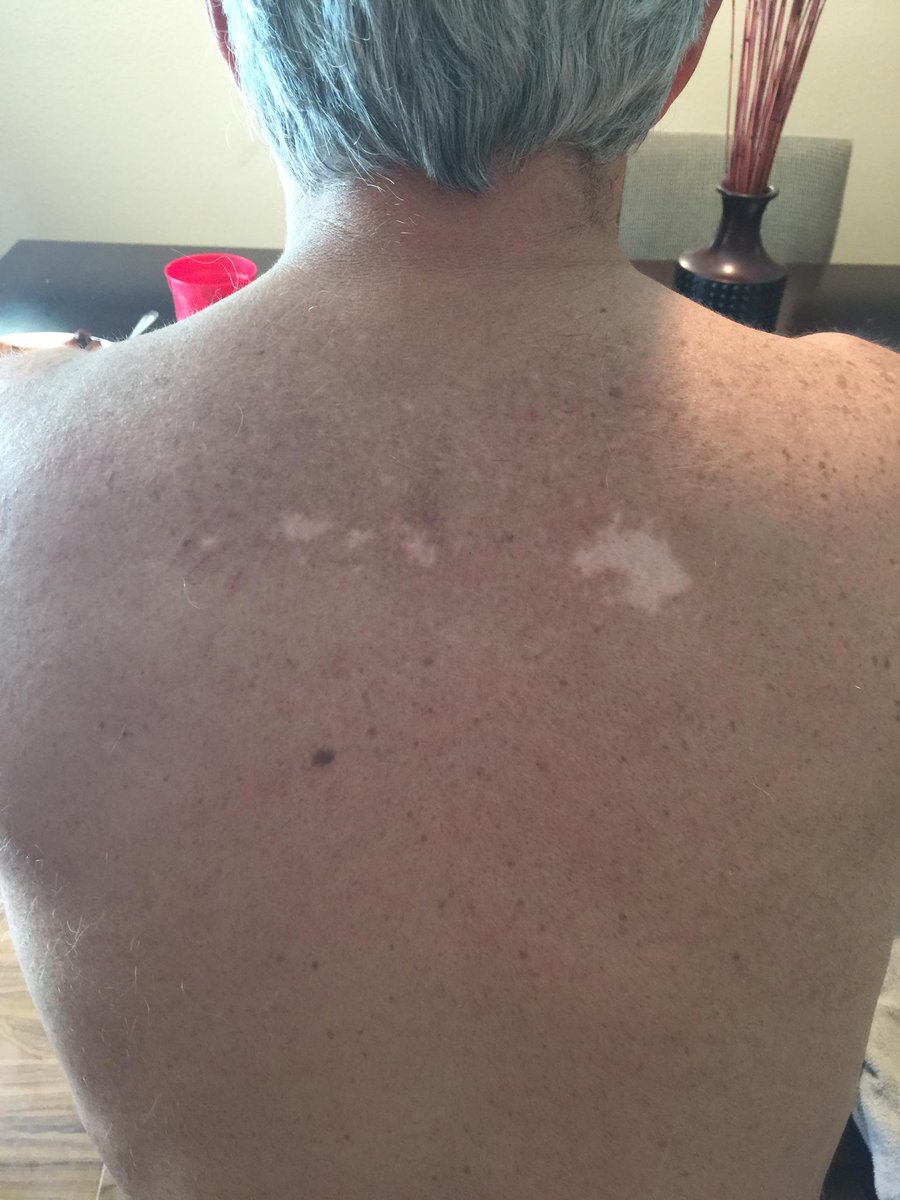 dbeltwrites's tweet photo. Is this a map of Hawaii or a barking dog? Asking for a friend. http://t.co/SxNfeKhzw6