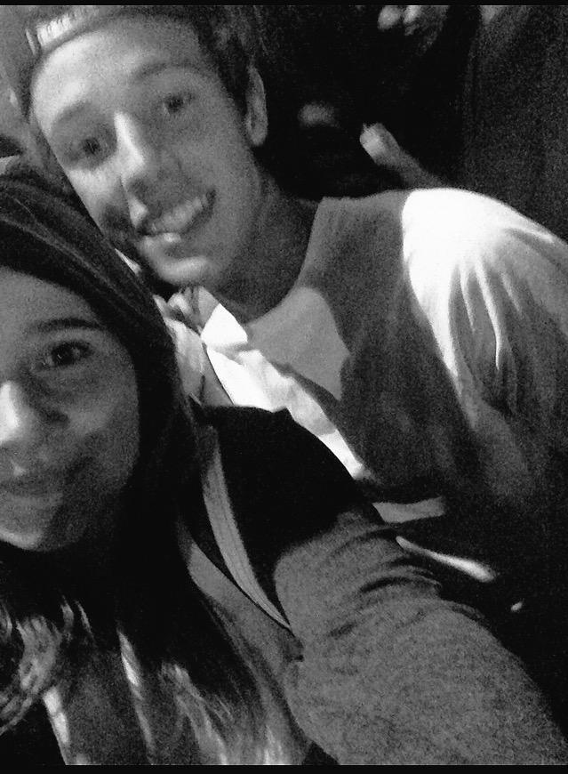 Tiphaainedms's tweet photo. Nice to meet you @camerondallas #CamInParis http://t.co/Nue4GEZgg3