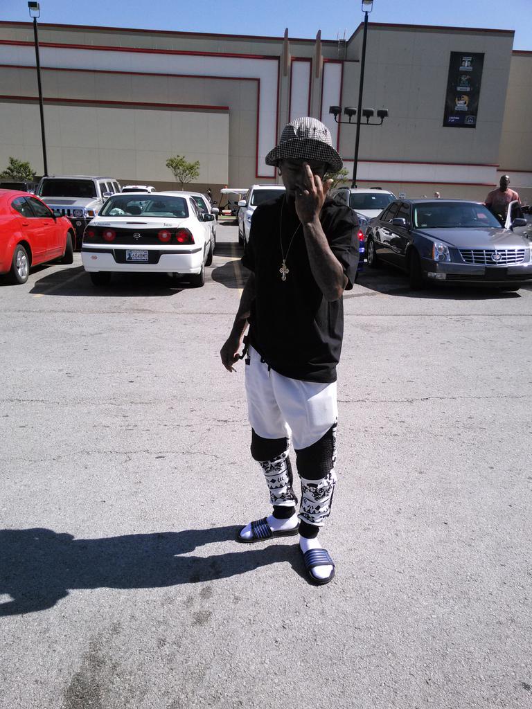 SnatchaB tweet picture