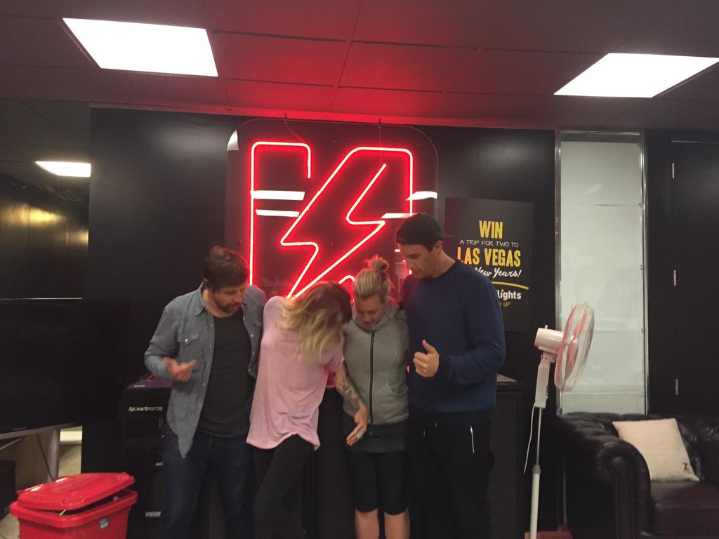 RadioHaurakiNZ's tweet photo. That time the lovely @ginwigmore joined @crywank and accidentally spilt 3 days old beer from @kiwipong on herself... http://t.co/pyAn1YcNCK