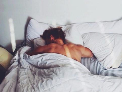 bulletproofexec's tweet photo. 1 Million People Agree – Sleep for 5 Hours, Its Better Than 8  http://t.co/3brIMCW9MF #sleep #BulletproofBlog http://t.co/f3SrpZ7DKe