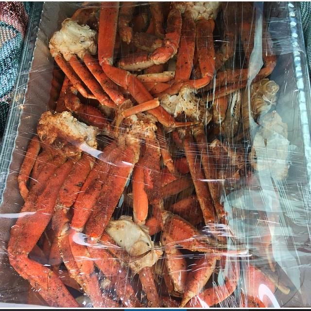 Too_Exotic305's tweet photo. Goin in on a Sunday #StrippersGottaEat2 #AssGottaStayPhat http://t.co/cW5tkV01bB