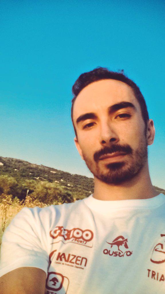 readaptatrainer's tweet photo. 15km y acabamos con un HIIT! Buena manera de acabar el domingo!! Mejora continua #metodokaizen http://t.co/E1BJYGtMdM