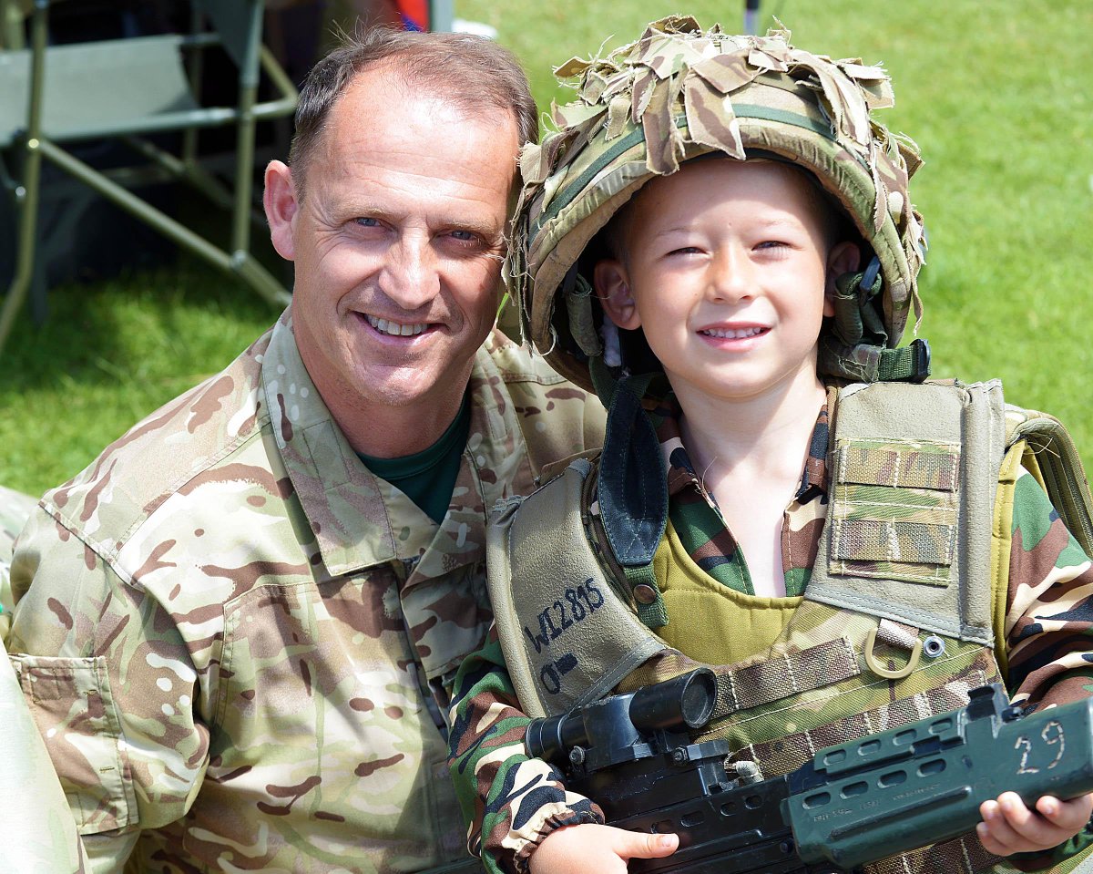 WMNNews's tweet photo. PICTURES: Armed Forces Day: http://t.co/3rILV50BLh @ArmedForcesDay #Cornwall #Devon #Somerset http://t.co/DwzWgXooSm