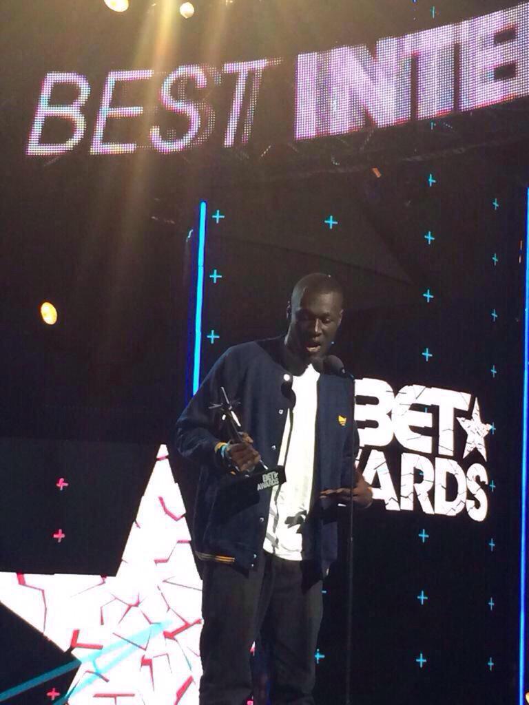 complex_uk's tweet photo. Stormzy wins Best International Act at the BET Awards! 🇬🇧 🇬🇧 🇬🇧 http://t.co/2KtbsuXTCD