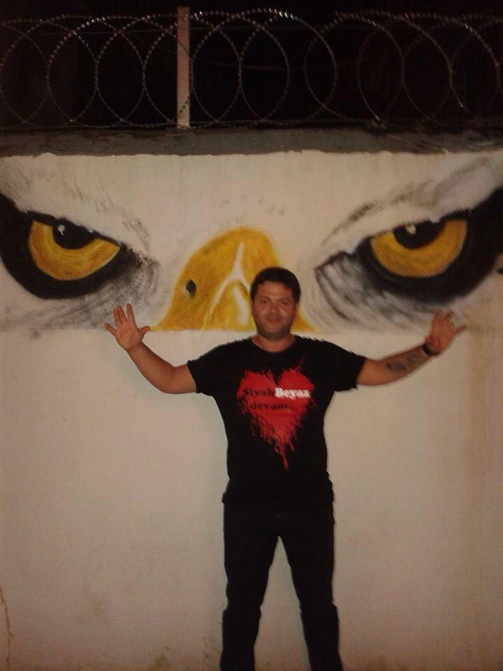 Kargalar sürüyle KARTALLAR yalnız uçar...!
Siyah Beyaz devam🏁