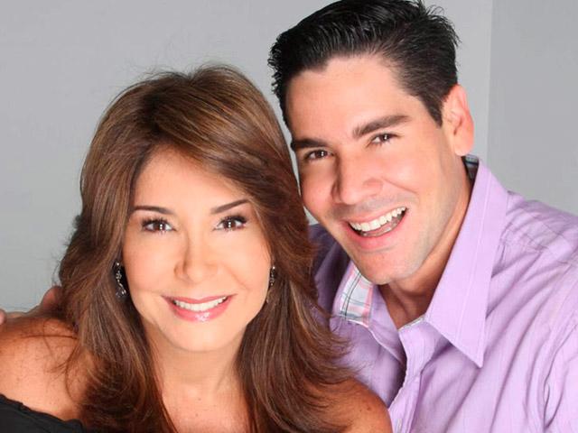 Laiguanatv's tweet photo. ¿Viviana Gibelli trabajará en Tves? ella respondió a Winston (+tuits) http://t.co/WTDRlJvv5I http://t.co/37AkdlIzvW +