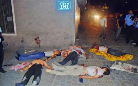 gulsari58's tweet photo. Düşmanlar saldirganlasti,cevru cefalari arttıkça arttı bizde koruyp kollayan rabbim ze sığındıkl#StopTerrorisminChina http://t.co/vXDjs3g9iV