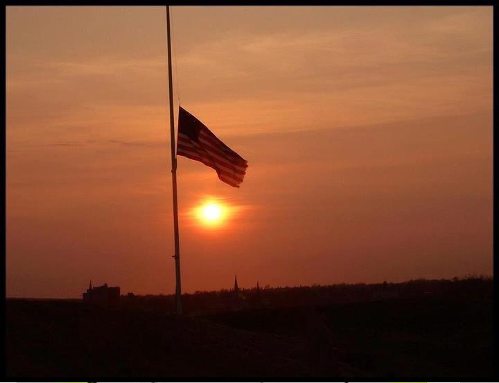 susan_sajh's tweet photo. @Shanaynaybug @SEALofHonor YOU GOT THIS! Just give it your best. ๐ช๐๐ธ๐บ๐ธ#Murph #ORW10 #HonorTheFallen #GodBlessAmerica http://t.co/LJdZjJep2t