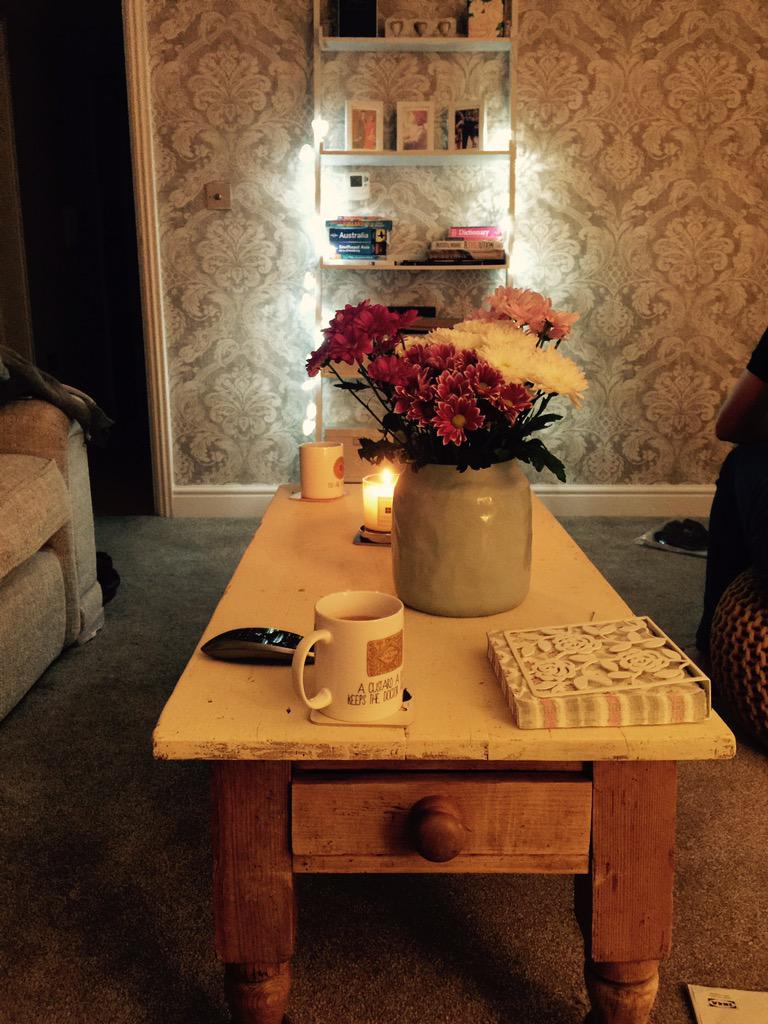 katesilvester's tweet photo. ☺️ http://t.co/oMvQRuD36U