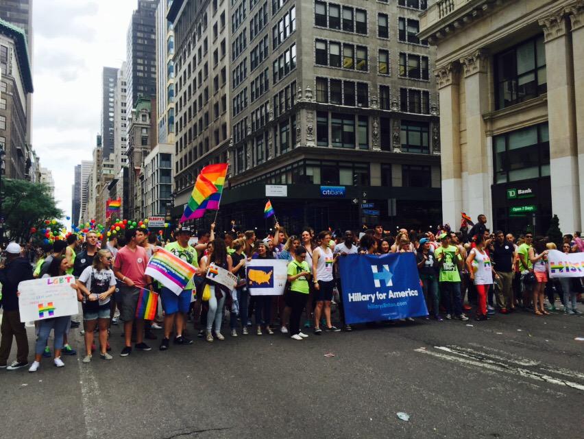 BrynneCraig's tweet photo. Proud to be a part of team @HillaryClinton #Pride2015 #LoveWon http://t.co/Gdfx1notgc
