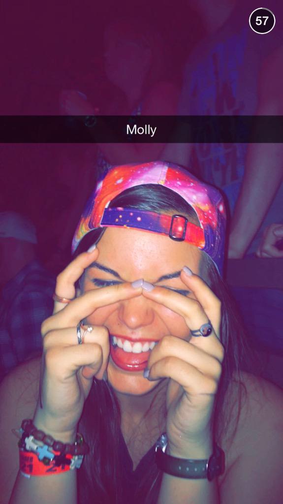 im_mollsballs's tweet photo. in case you were wondering how yelawolf was.. #holla #snapgold http://t.co/MnWiIdwbpP