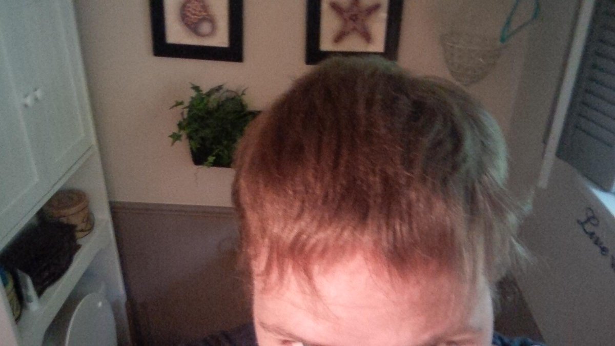 Aroid2424's tweet photo. Hey @abbieg5 next time you cut my hair can you do it with 2 eyes open rather than 1? #drunk #mullet http://t.co/rlhZpY32c3