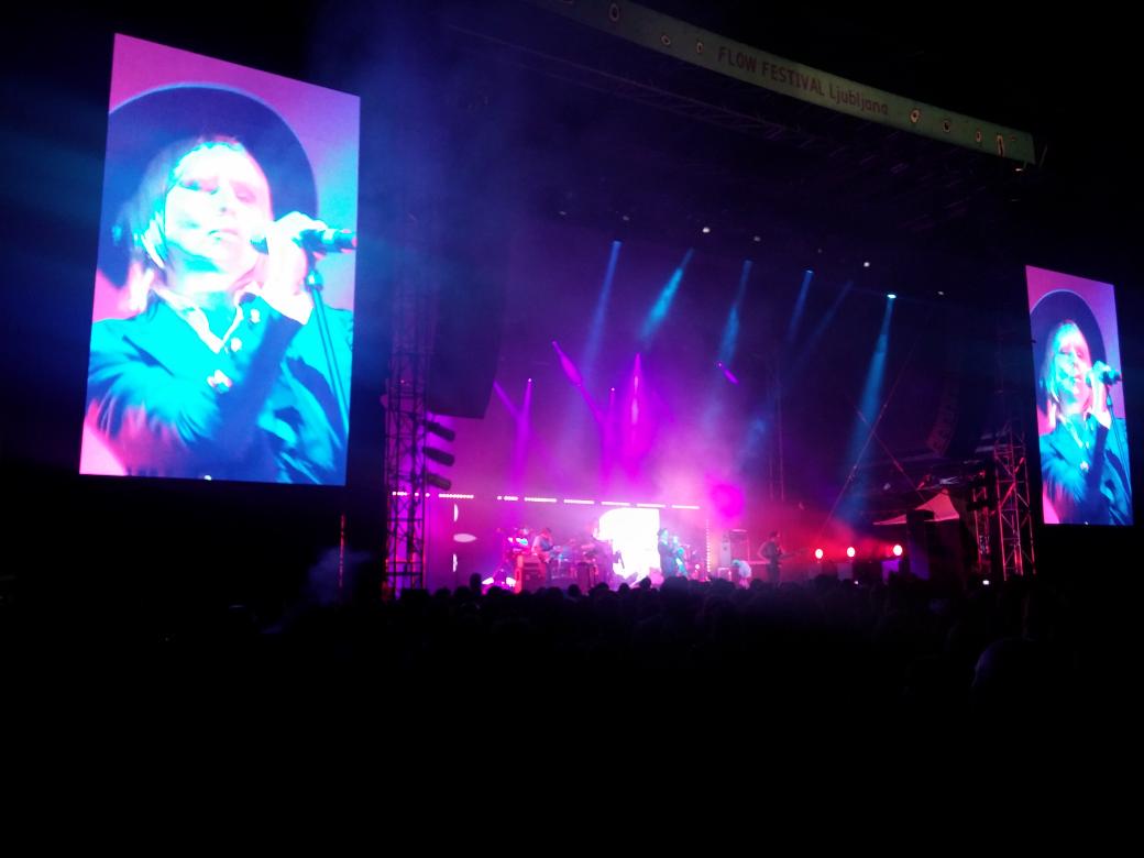 FlowFestivalLJ's tweet photo. @roisinmurphy on the main stage of #FlowLJ in Ljubljana. Art in true form. http://t.co/jws4uyLnOZ