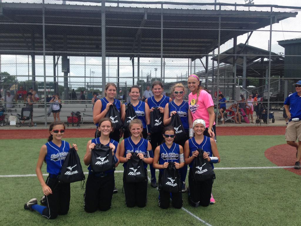 JennieFinchWS's tweet photo. Congrats 3rd place winners,6u-LA Ringers, 8u- Louisiana Rippers, 10u- Legends &amp; 12u-High Voltage. @JennieFinch http://t.co/Kdwtp1S3KJ