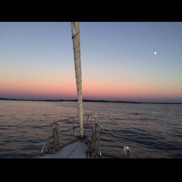 SarmitePoga's tweet photo. Just another beautiful day on the boat ⛵️ http://t.co/Aj25ExWiKt