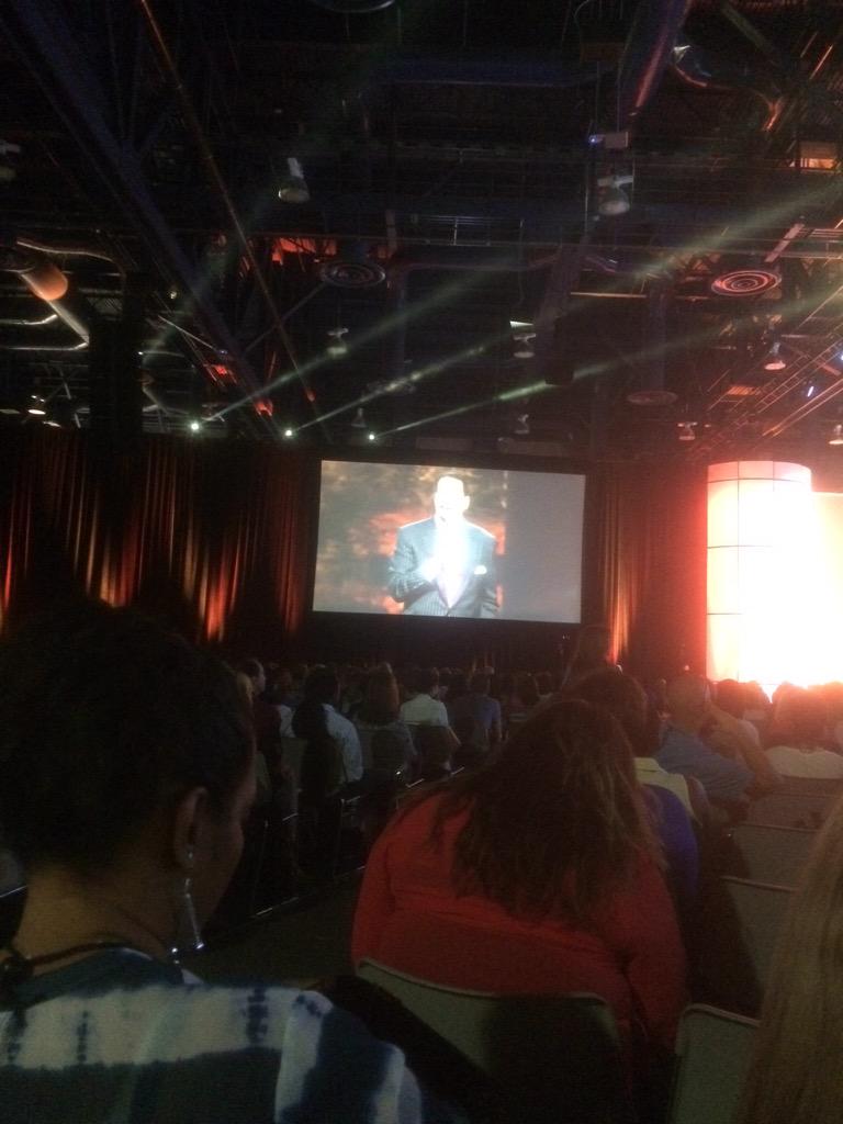 mcadoola's tweet photo. It is 100 and hell out there....love it Penn Gillette #SHRM15 http://t.co/4TqBkxNQDX