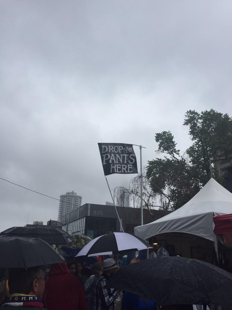 AlexLiComms's tweet photo. The #parade maybe over.. But the #Pride party has just STARTED!! @PrideToronto @TorontoPolice #PrideTO2015 #PrideTO http://t.co/pQwtX8YpK0