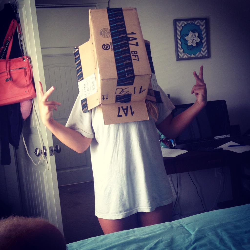 CayCayToot's tweet photo. #boxdiseaseawarenessday @jkizzle16 @TH3wag http://t.co/gB87jBhXKD