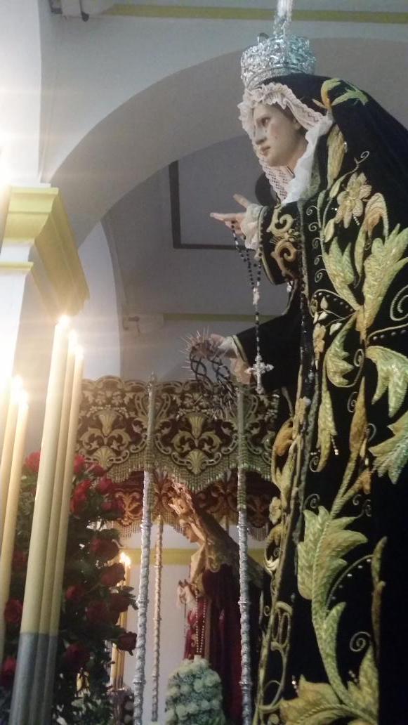 CurroRuizCalero's tweet photo. Os guste o no la Semana Santa es también La Línea y es una tradición de nuestro pueblo !!! #lalineahadichobasta 😉 http://t.co/Z5OcgSKmO3