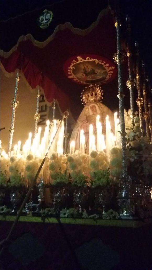 CurroRuizCalero's tweet photo. Os guste o no la Semana Santa es también La Línea y es una tradición de nuestro pueblo !!! #lalineahadichobasta 😉 http://t.co/Z5OcgSKmO3