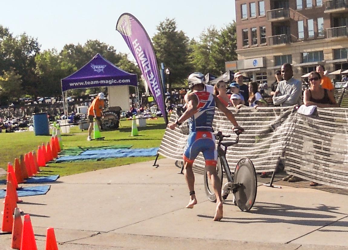 CD_Borden's tweet photo. Sneaking 3rd w/ the fastest and blackest bike in Chattanooga. @DimondBikes @Team_Zoot @accelerate3 @teammagicracing http://t.co/W6Xw1KEQw9