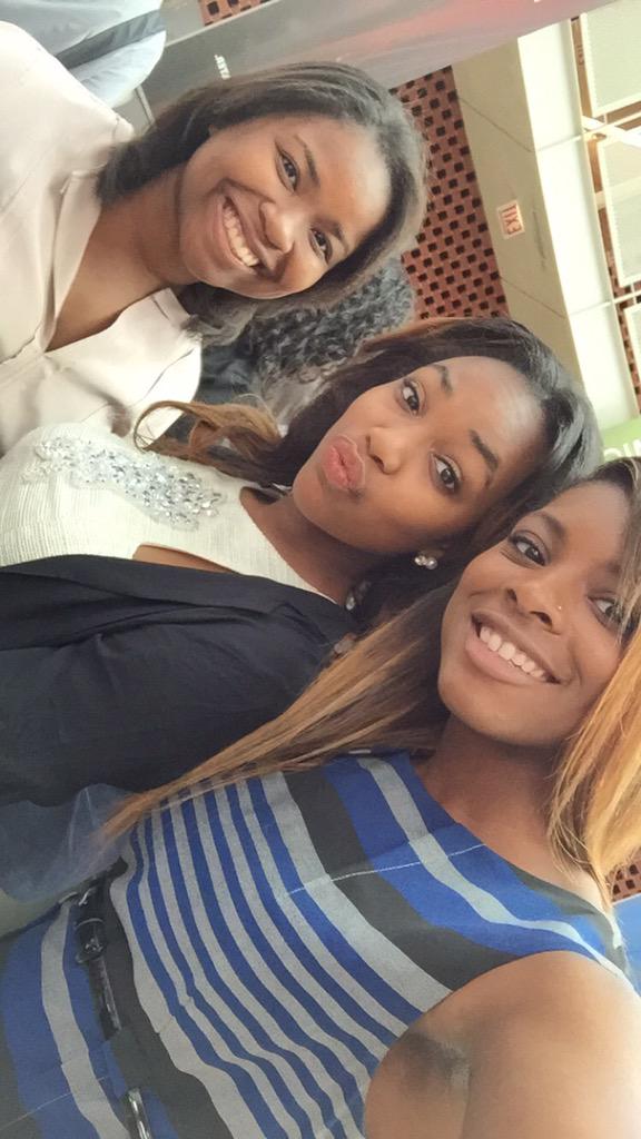 biancaj3's tweet photo. How I am powerful is bc I surround myself with beautiful friends the push me to be better than I am #suitableforlife http://t.co/xCcaHOXDPq