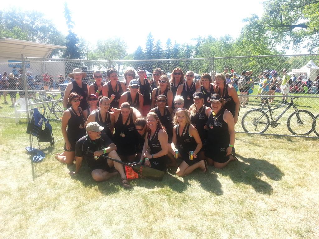 SJockims's tweet photo. #Gold and silver for What Time Is It?Happy Hour #ldbf15. What a fabulous weekend #dragonboatfestival http://t.co/BSWcde3lxK