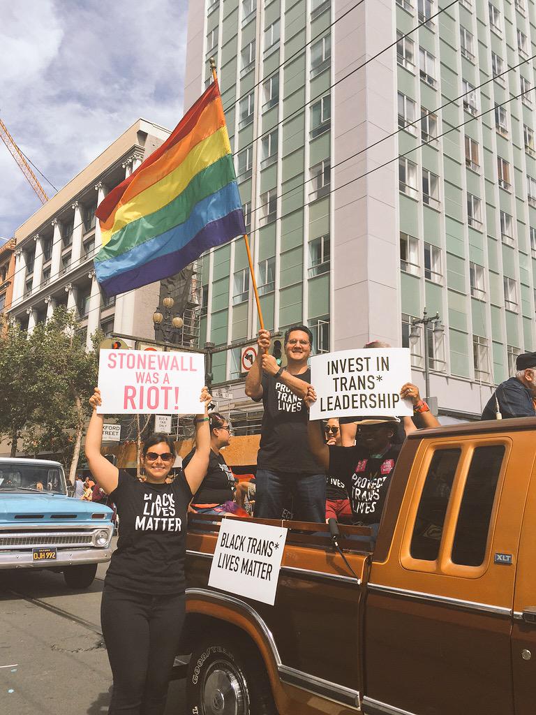 ACLU_NorCal's tweet photo. .@abdisoltani at the helm! #PrideSF2015 #NotTooProudToFight #BlackLivesMatter #ProtectTransLives #Pride http://t.co/3qSsoUdu0I